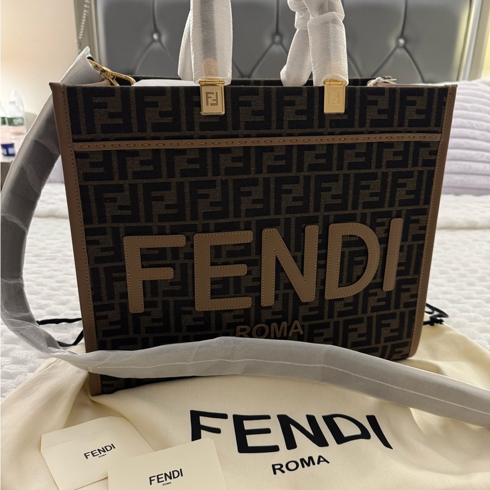 FENDI SUNSHINE MEDIUM JACQUARD FF 1 974/SCRITTA FENDI New never used .